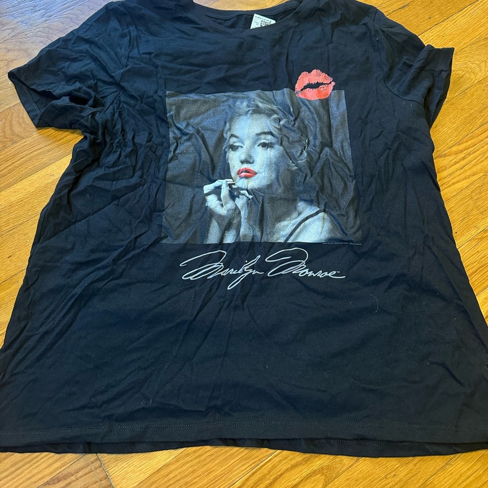 Monroe Monroe T shirt